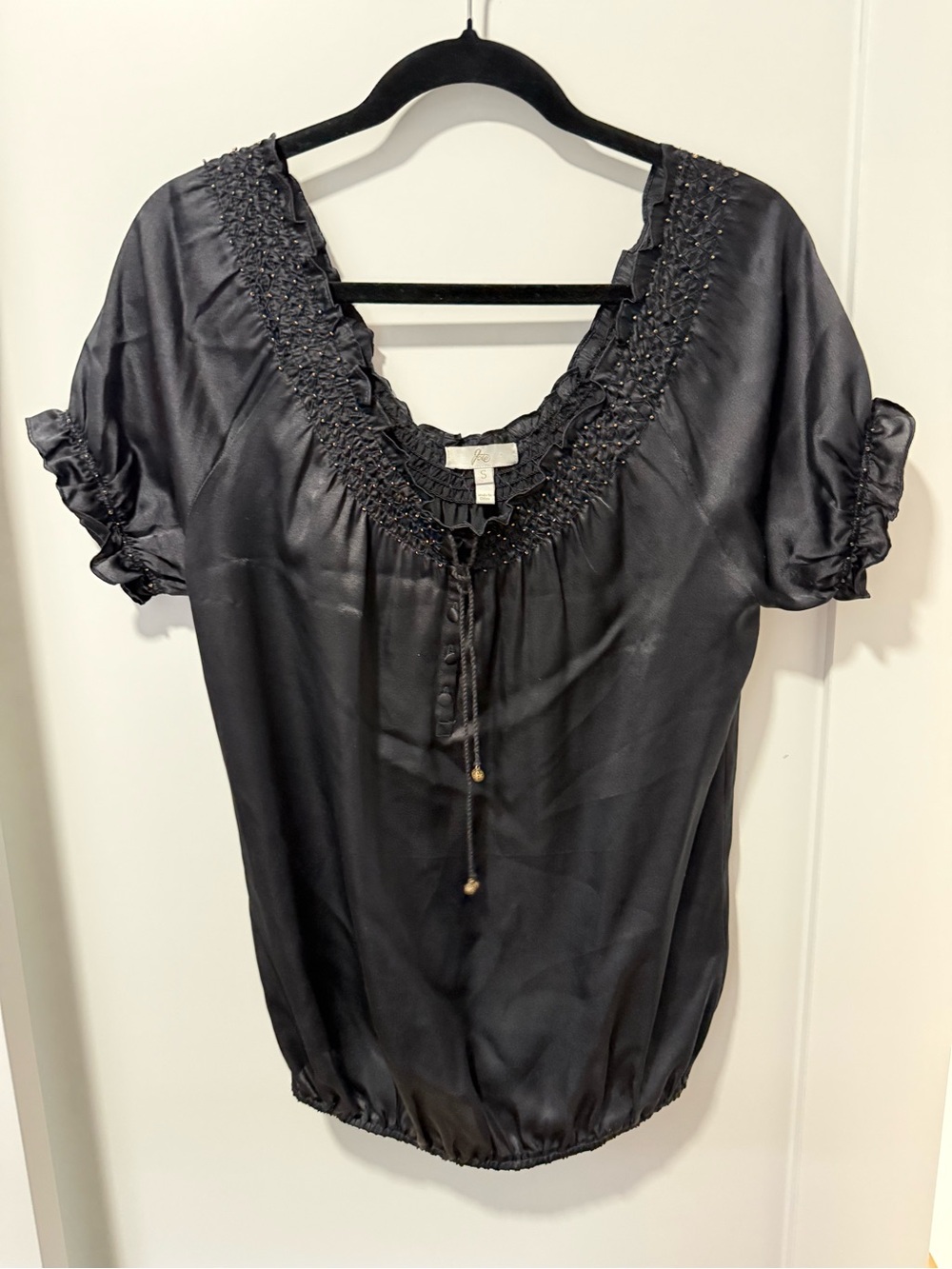 Joie Black Beaded V-Neck Short Sleeve Silk Blouse
